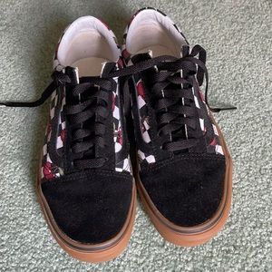 vans cherry checkerboard old skools